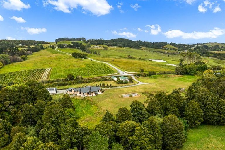 Photo of property in 569 Matakana Road, Warkworth, 0985