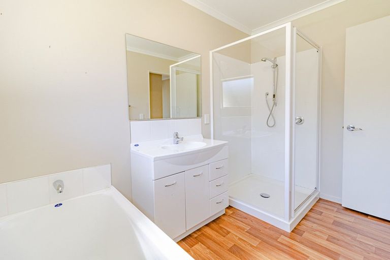 Photo of property in 645 Penny Road, Rongotea, Palmerston North, 4479