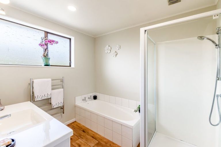 Photo of property in 50 Rimu Street, Waikanae, 5036