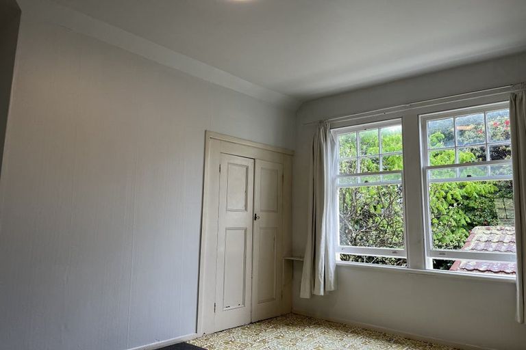 Photo of property in 21 Burnell Avenue, Thorndon, Wellington, 6011