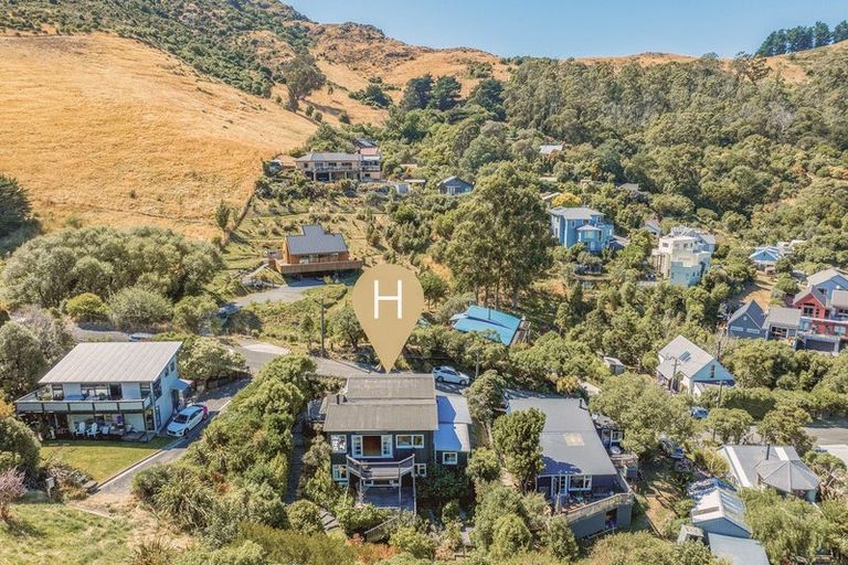Photo of property in 17 Brenchley Road, Lyttelton, 8082