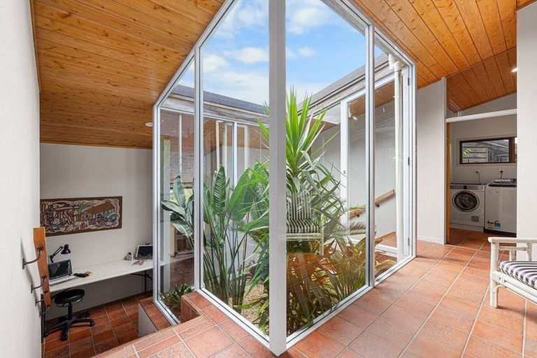 Photo of property in 20b Broadview Road, Opua, 0200