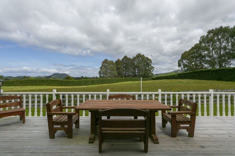 Photo of property in 736 Tukairangi Road, Kinloch, Taupo, 3385