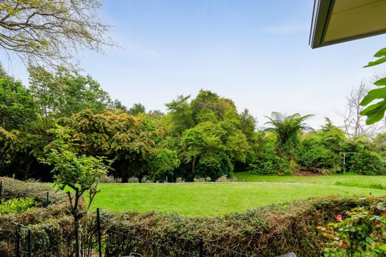 Photo of property in 26 Shelter Grove, Frankleigh Park, New Plymouth, 4310