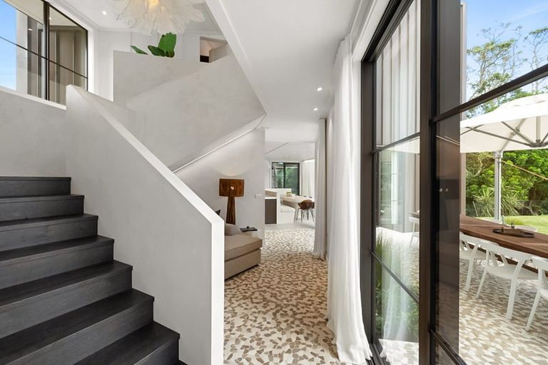 Photo of property in 366 Frankley Road, Ferndale, New Plymouth, 4310