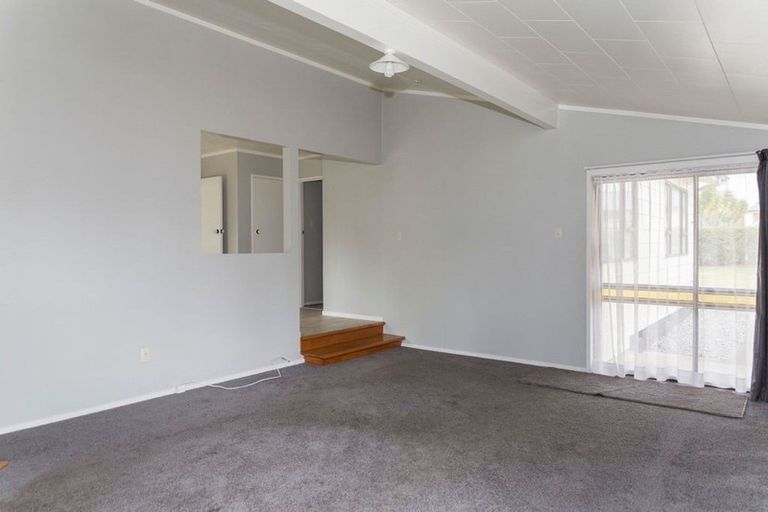 Photo of property in 13 Allan Street, Dannevirke, 4930