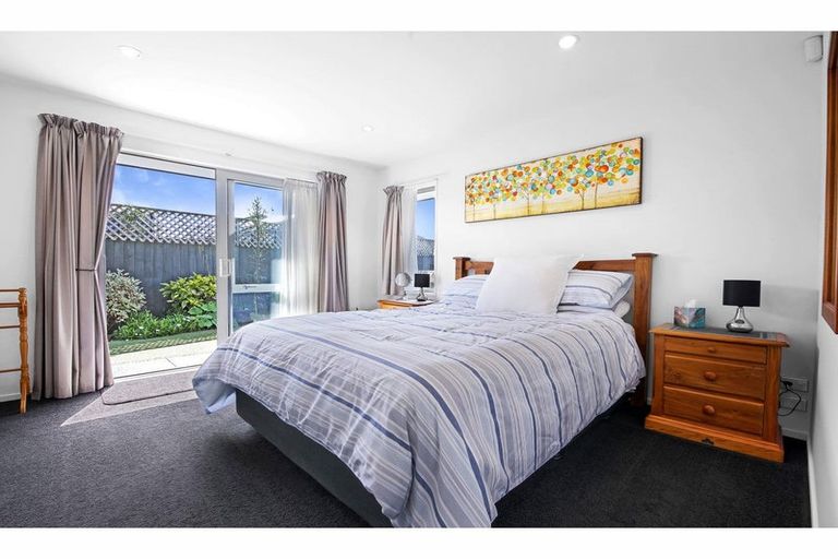 Photo of property in 32a Surfers Place, North New Brighton, Christchurch, 8083