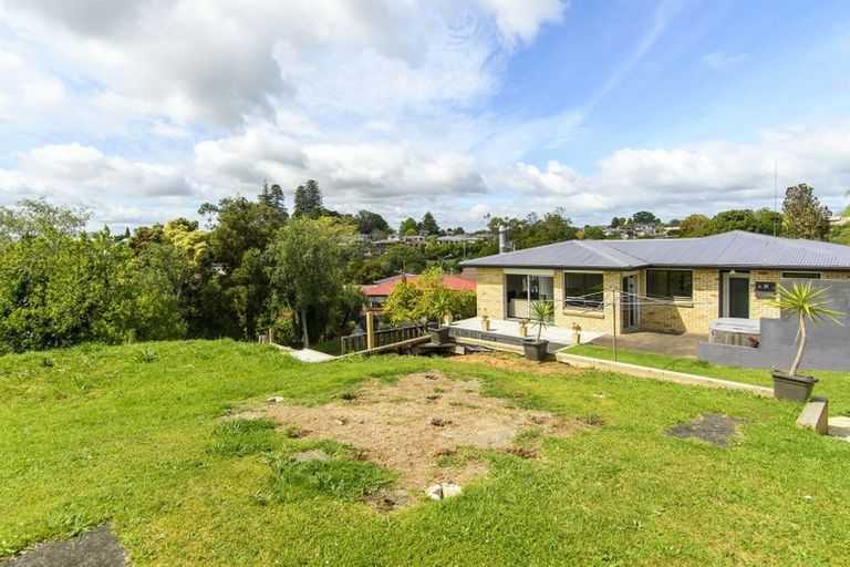 Photo of property in 11 Glenn Terrace, Otumoetai, Tauranga, 3110
