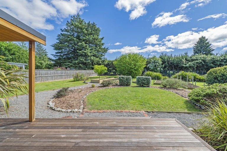 Photo of property in 5 Cross Street, Coalgate, 7673