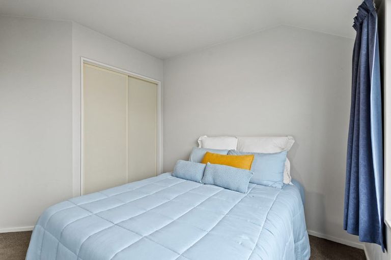 Photo of property in 40a Sawyers Arms Road, Northcote, Christchurch, 8052