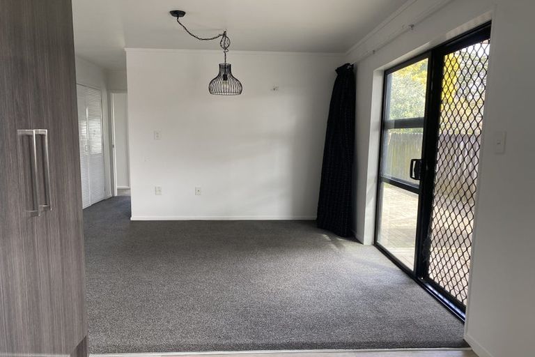 Photo of property in 64 Pomaria Road, Henderson, Auckland, 0610
