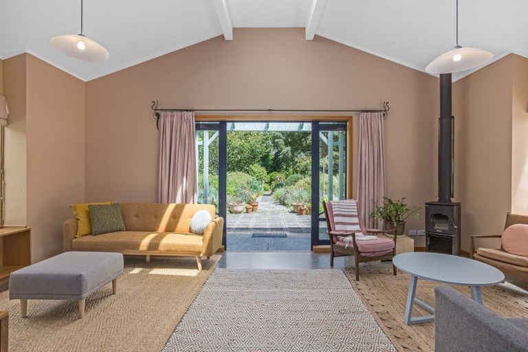 Photo of property in 83 Greenhill Road, Waikanae, 5391
