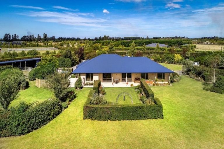 Photo of property in 9 Mulholland Drive, Darfield, 7571