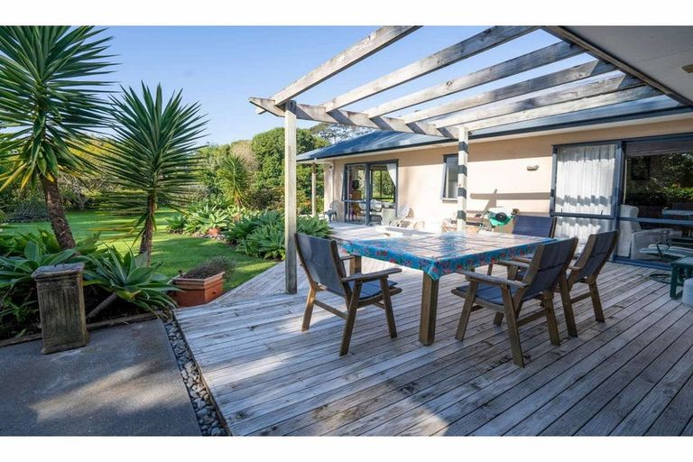 Photo of property in 28 Davis Strongman Place, Kerikeri, 0293