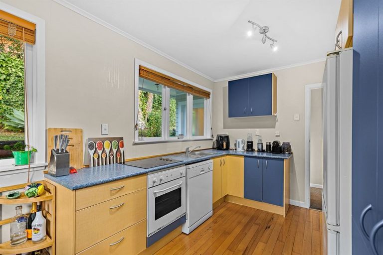 Photo of property in 17b Richards Avenue, Forrest Hill, Auckland, 0620