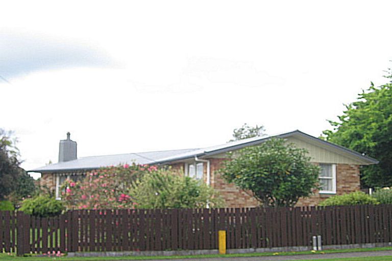 Photo of property in 50 Basley Road, Owhata, Rotorua, 3010