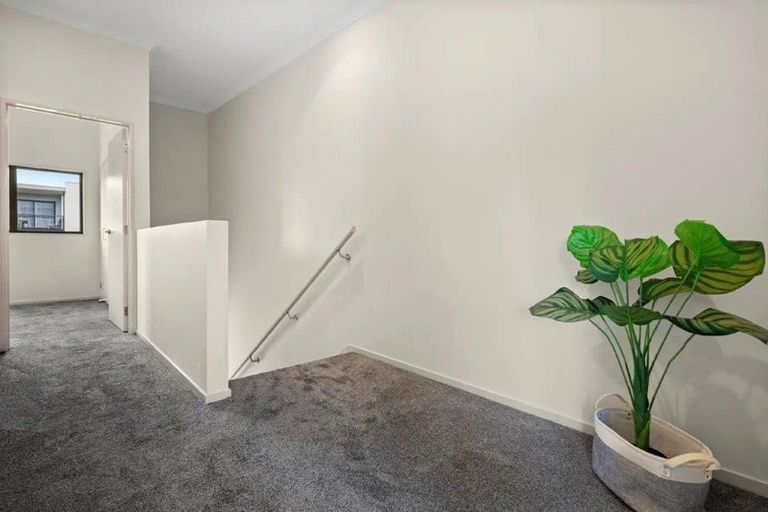Photo of property in 6/46 Carlos Drive, Flat Bush, Auckland, 2016