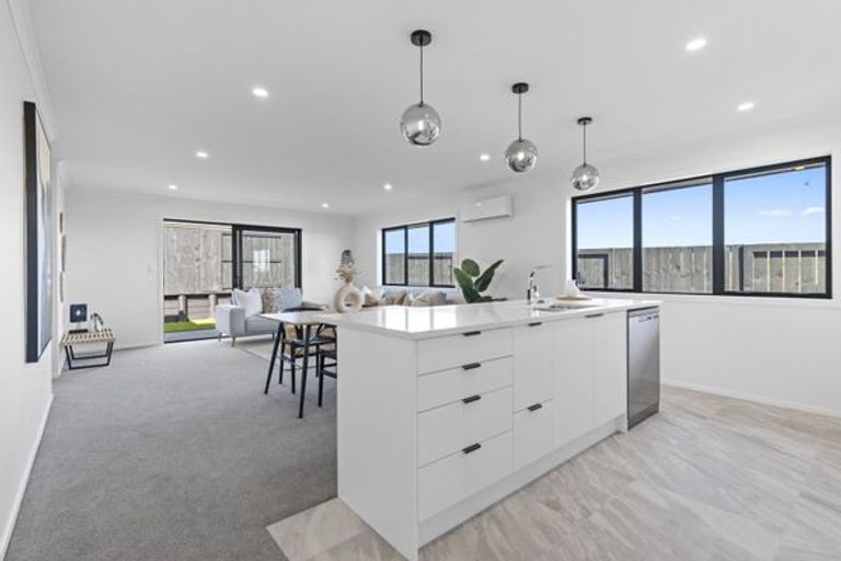 Photo of property in 11 Rowe Lane, Morrinsville, 3300