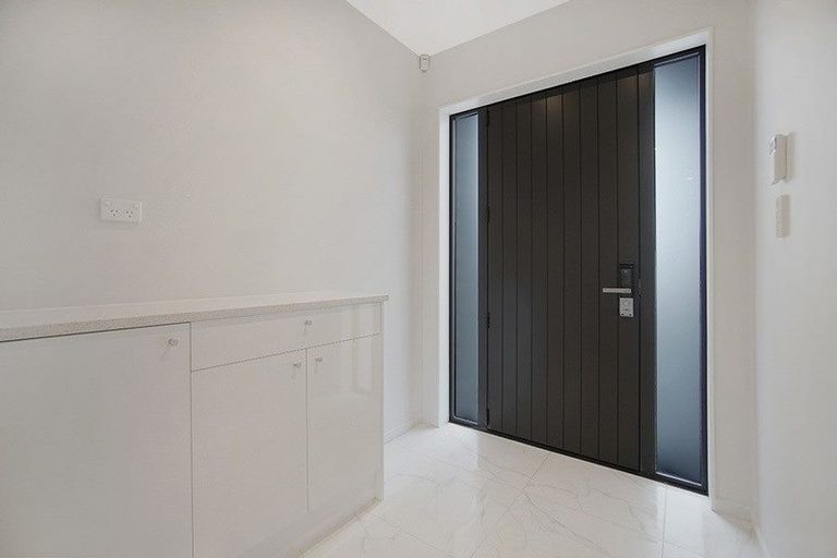 Photo of property in 48 Twin Parks Rise, Papakura, 2110