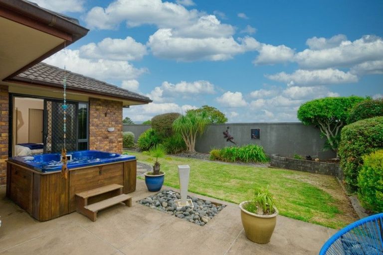 Photo of property in 250a Te Atatu Road, Te Atatu South, Auckland, 0610