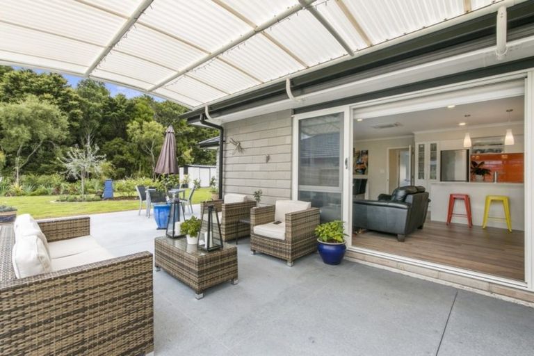 Photo of property in 12 Nolan Place, Katikati, 3129