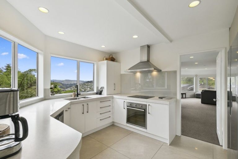 Photo of property in 29 Satara Crescent, Khandallah, Wellington, 6035