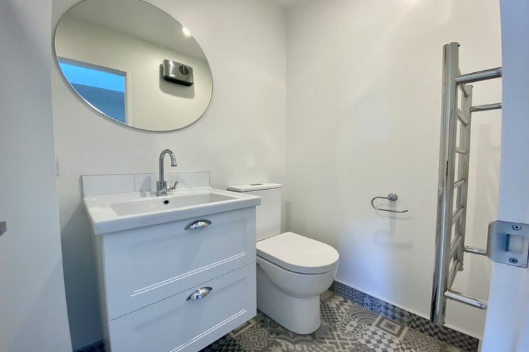 Photo of property in 4/12 Burke Street, Addington, Christchurch, 8024