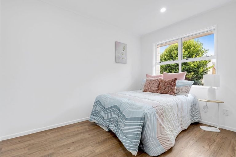 Photo of property in 3b Kelvyn Grove, Hillpark, Auckland, 2102