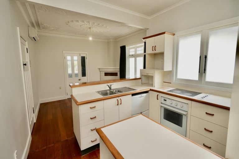 Photo of property in 21 Rongopai Street, Palmerston North, 4414