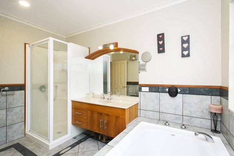 Photo of property in 85 Burwood Road, Matamata, 3400