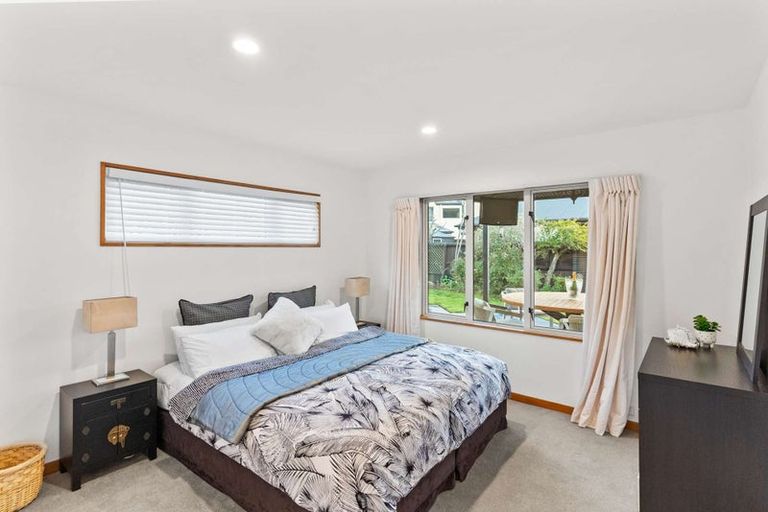 Photo of property in 114 Mccormacks Bay Road, Mount Pleasant, Christchurch, 8081