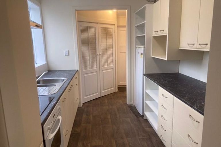 Photo of property in 7-8/26 Main Road, Titahi Bay, Porirua, 5022