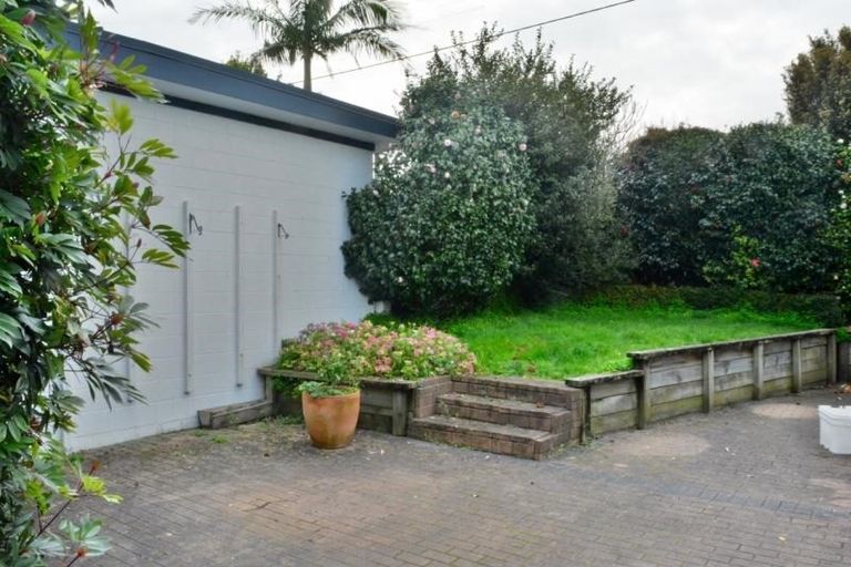 Photo of property in 1/46 Palmerston Road, Birkenhead, Auckland, 0626