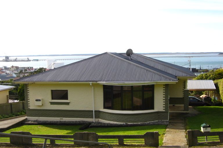 Photo of property in 17 Elizabeth Street, Bluff, 9814