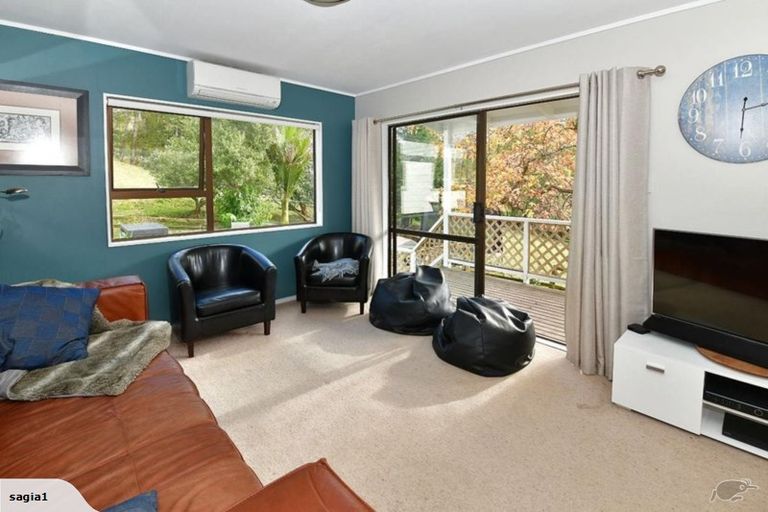 Photo of property in 515 Upper Waiwera Road, Puhoi, Silverdale, 0994