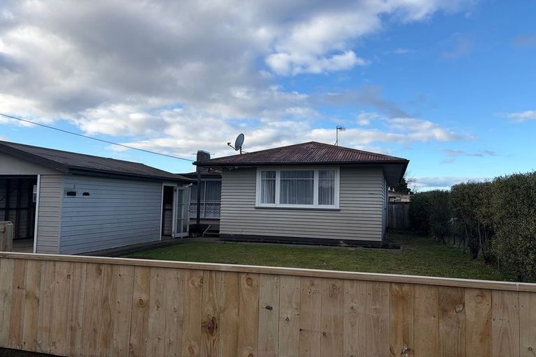 Photo of property in 15a Tui Road, Western Heights, Rotorua, 3015