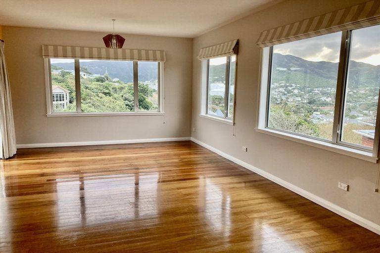 Photo of property in 11 Bankot Crescent, Ngaio, Wellington, 6035