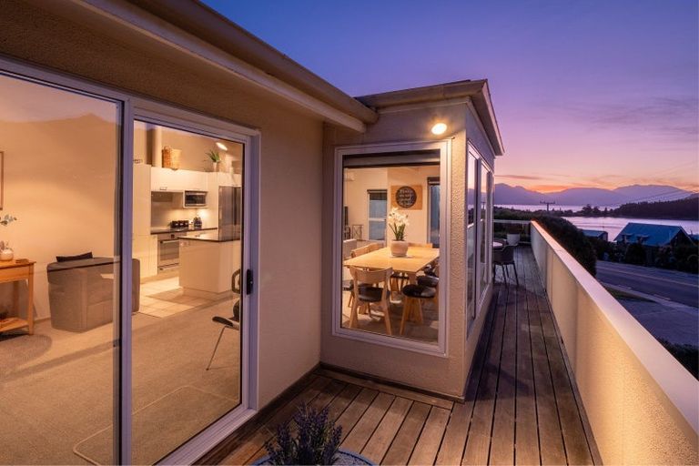 Photo of property in 446 Peninsula Road, Kelvin Heights, Queenstown, 9300