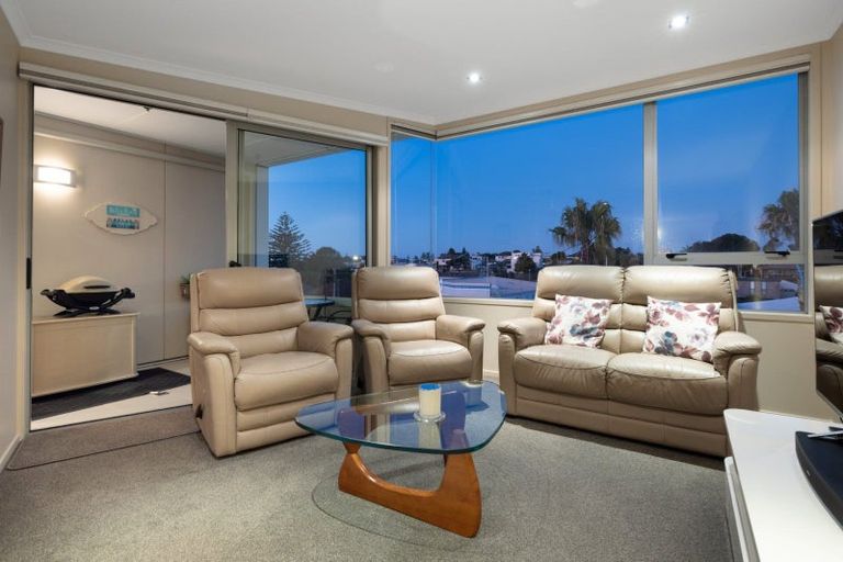 Photo of property in Algarve Apartments, 305/332 Maunganui Road, Mount Maunganui, 3116