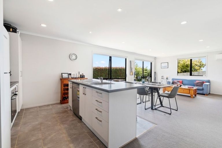 Photo of property in 26 Tokerau Crescent, Pukekohe, 2120