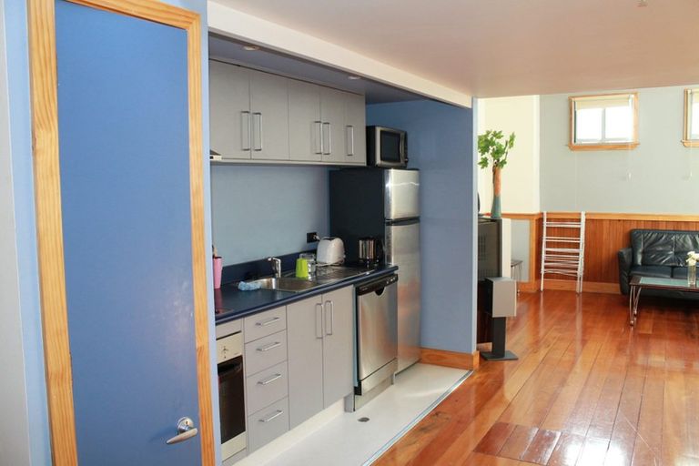 Photo of property in 227/6 Left Bank, Te Aro, Wellington, 6011