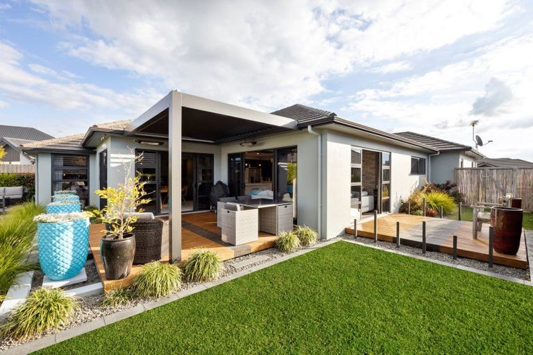 Photo of property in 16 The Meadows Drive, Flagstaff, Hamilton, 3210