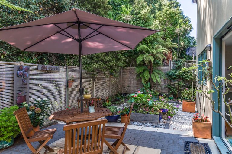 Photo of property in 13l Eban Avenue, Hillcrest, Auckland, 0627