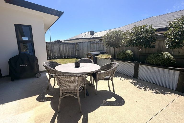 Photo of property in 8 Cherry Place, Maewa, Feilding, 4702