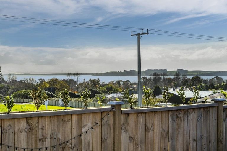 Photo of property in 91 Bert Wall Drive, Omokoroa, 3114