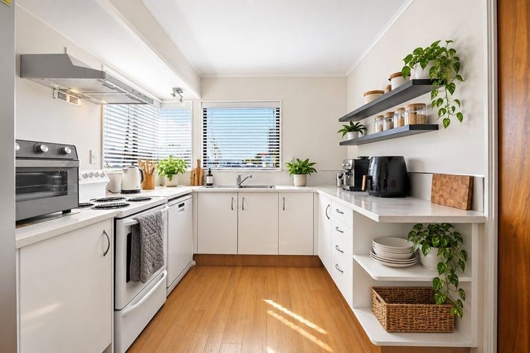 Photo of property in 77 Bureta Road, Otumoetai, Tauranga, 3110