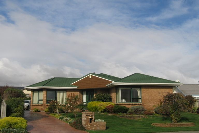 Photo of property in 88 Cedar Drive, Paraparaumu Beach, Paraparaumu, 5032