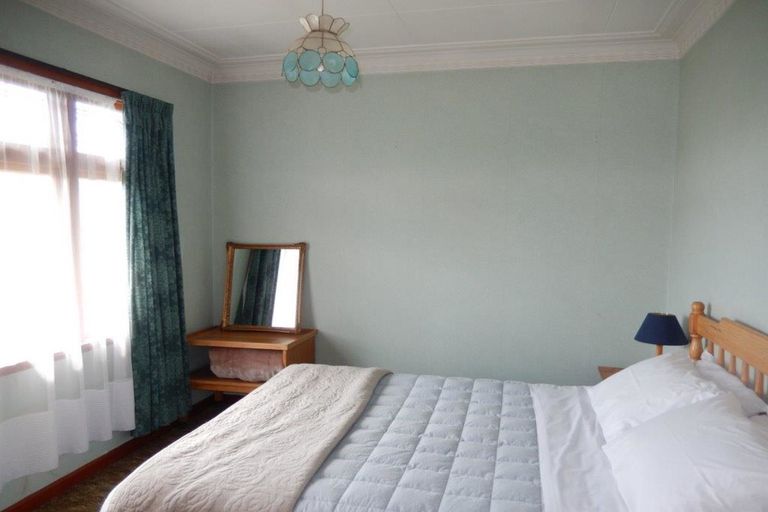 Photo of property in 50a Branxholm Street, Roxburgh, 9500