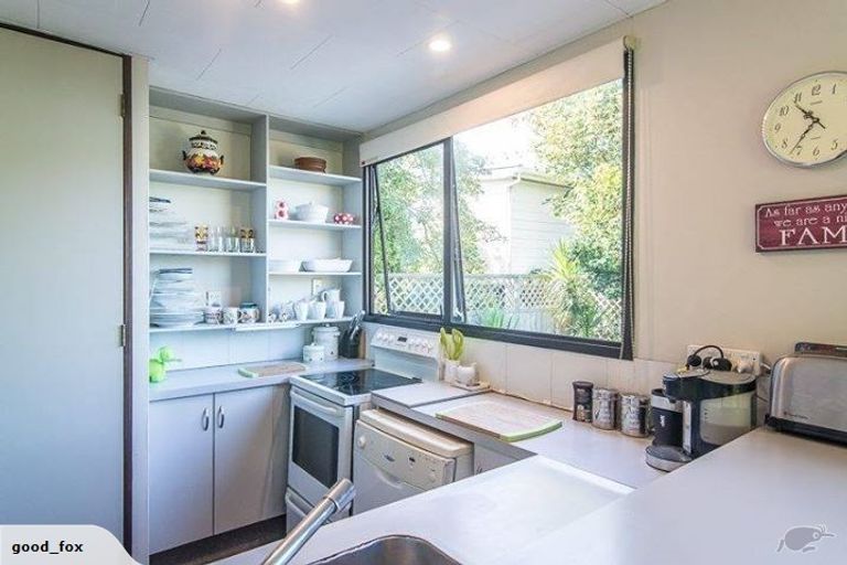 Photo of property in 10a Poplar Avenue, Raumati South, Paraparaumu, 5032