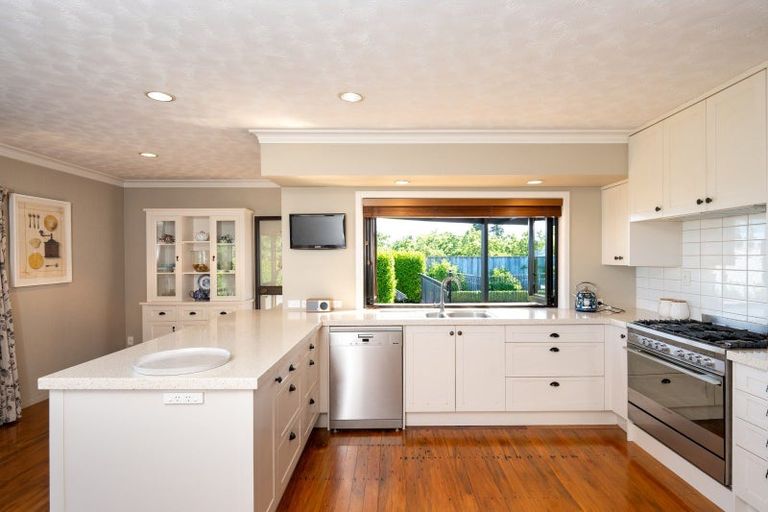 Photo of property in 92 Hill Road, Twyford, Hastings, 4175